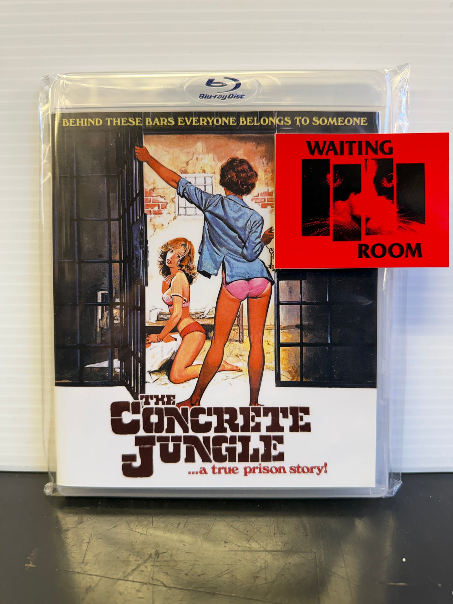 Motion Picture- The Concrete Jungle [USED Blu-Ray]