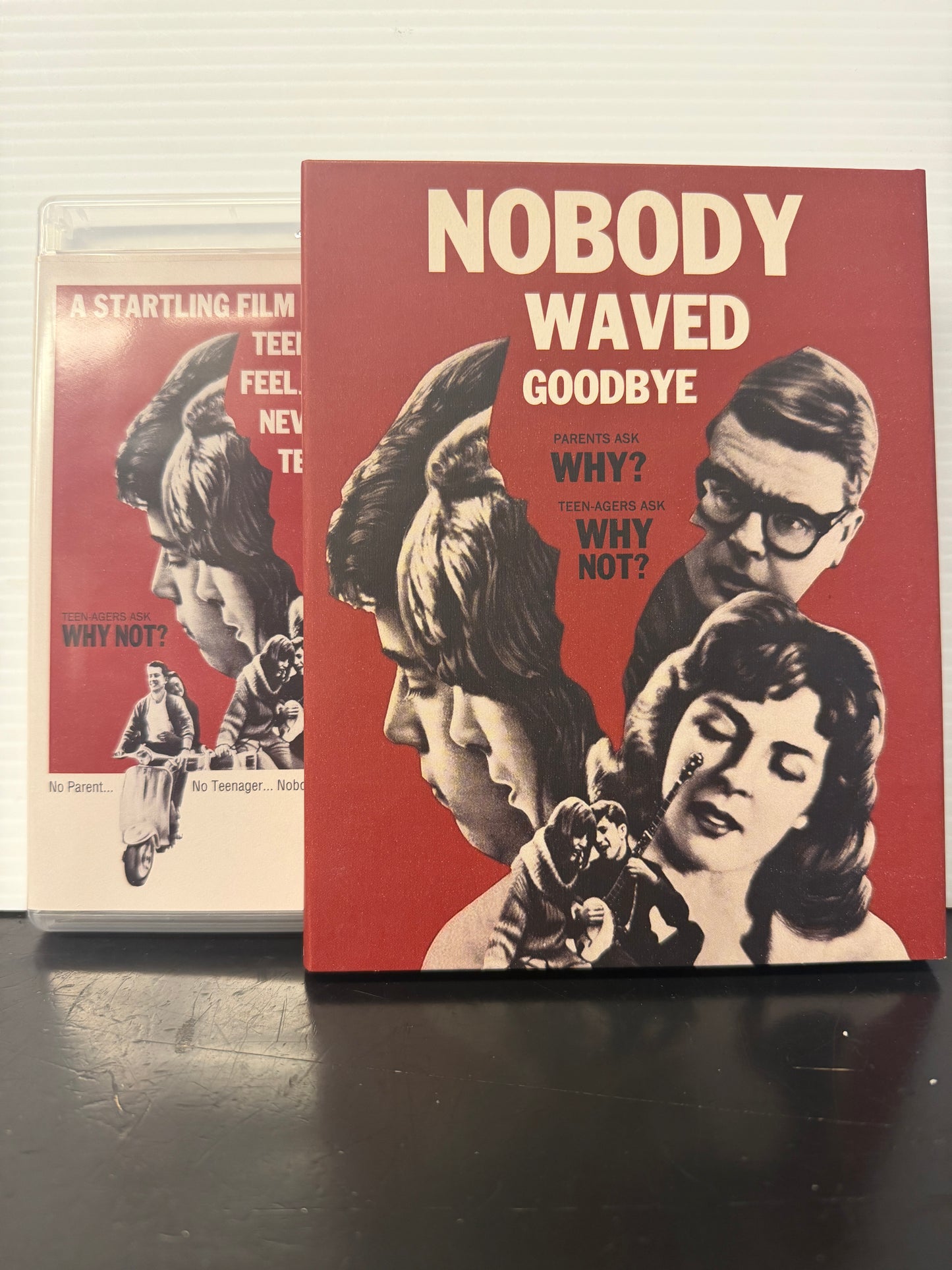 Motion Picture- Nobody Waved Goodbye [USED Blu-Ray]