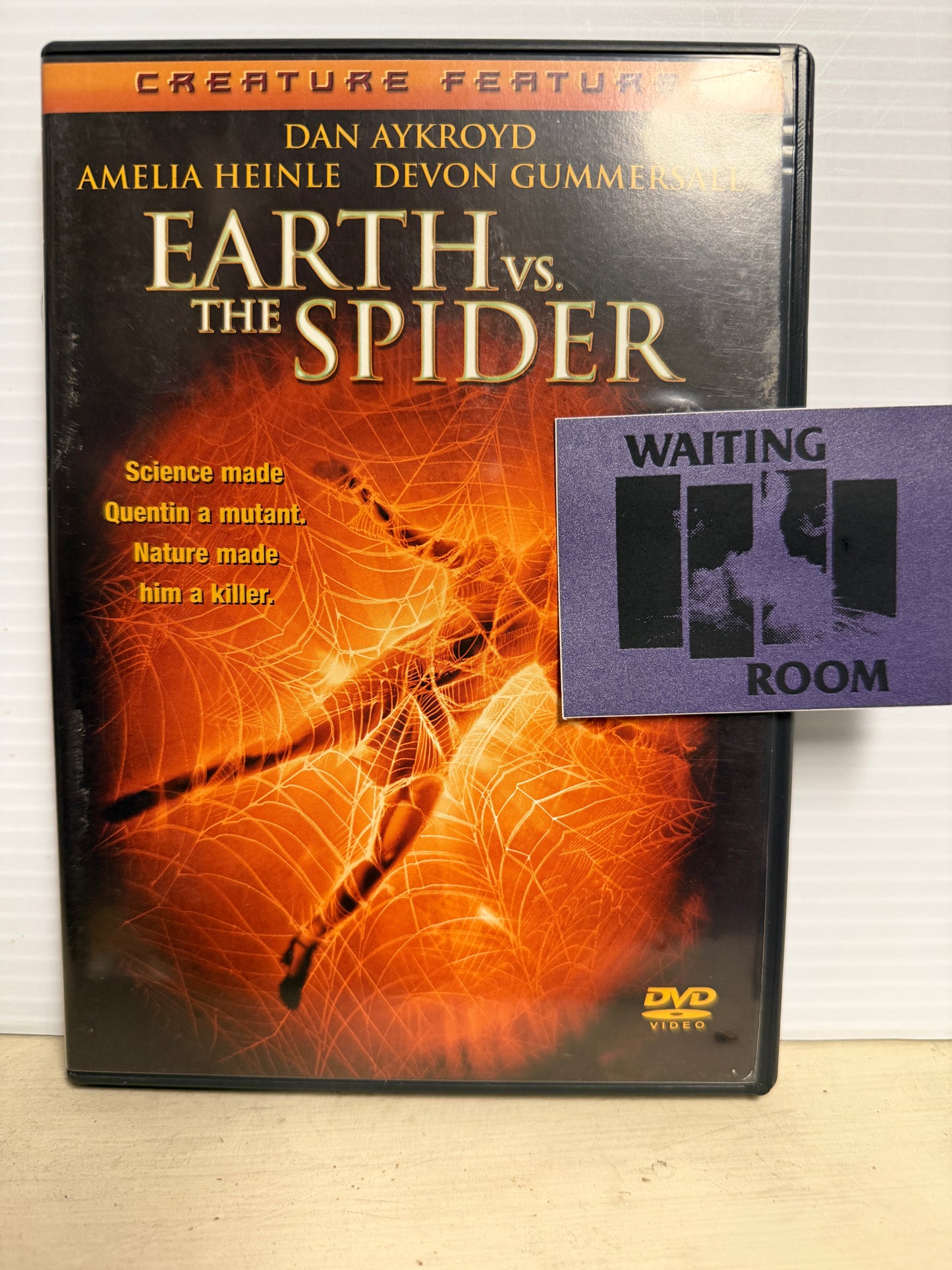 Motion Picture- Earth VS. Spider [USED Blu-Ray]