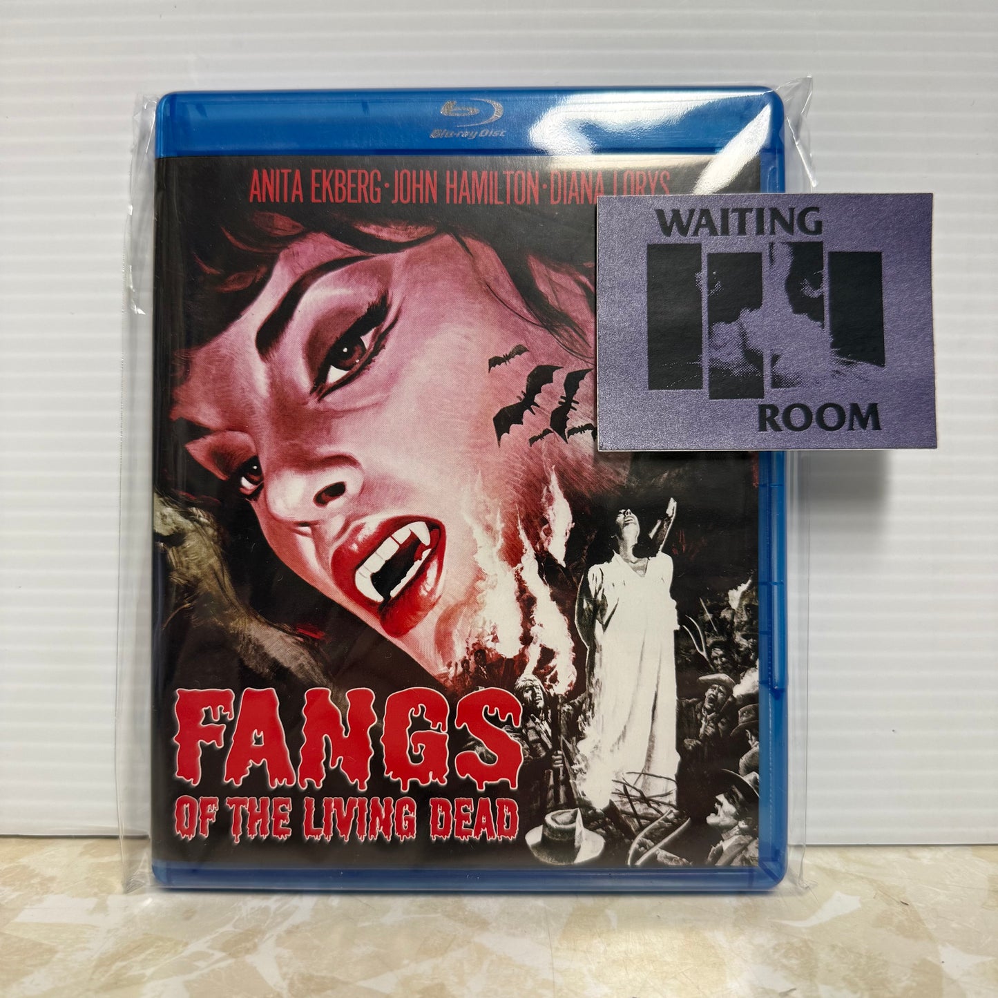 Motion Picture- Fangs of the Living Dead (Malenka / Malenka, the Niece of the Vampire / Malenka, the Vampire / The Vampire's Niece)[USED Blu-ray]
