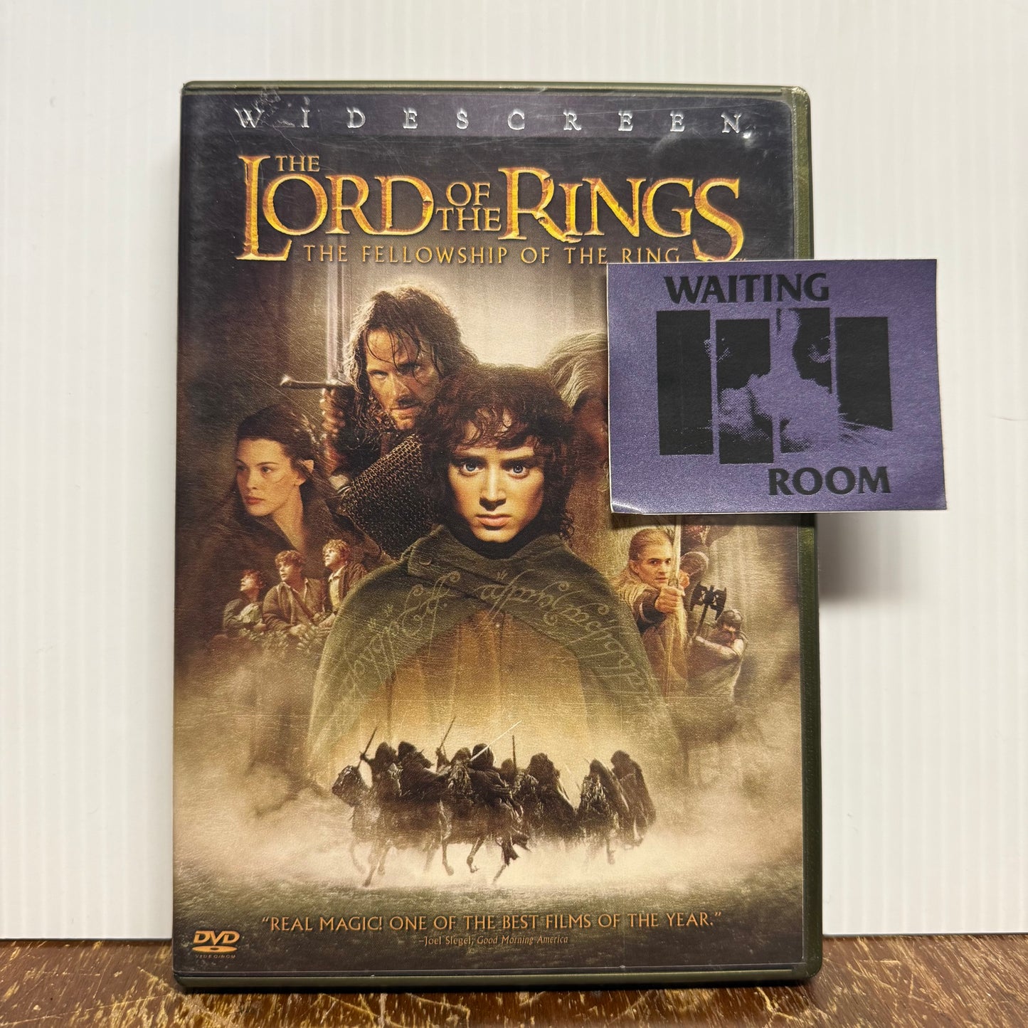 Motion Picture- The Lord of the Rings: The Fellowship of the Ring (Two-Disc Widescreen Theatrical Edition) [USED DVD]
